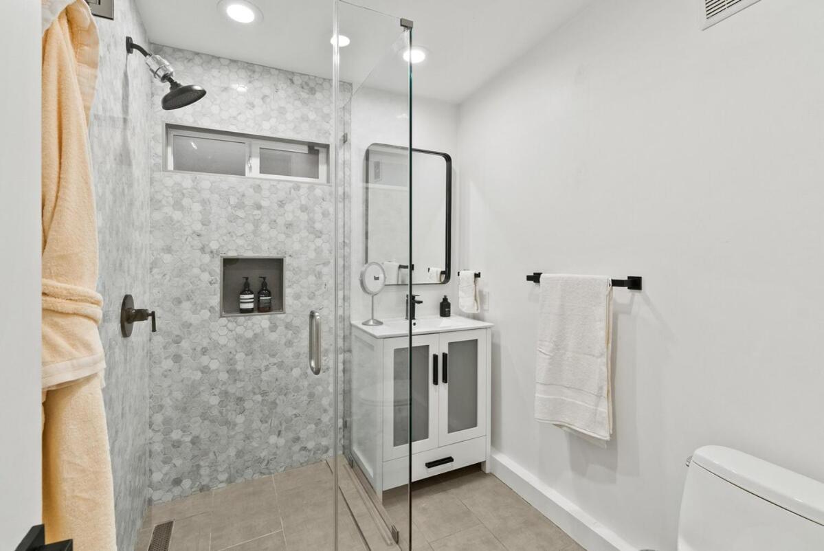 Hollywood Hills 3 Bedroom Views And Jacuzzi Casa vacanze Los Angeles